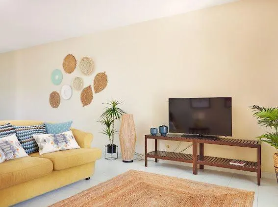 Cosy Apartment With Sea View And Pool Funchal